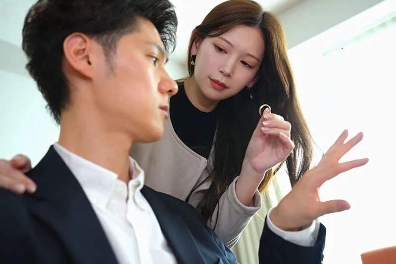 Người vợ đi đi giã ngoại, ông chồng ở nhà bị nhỏ em vợ yêu gạ xoạc không trượt phát nào